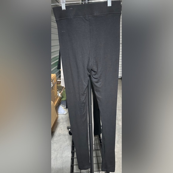 ATM | Modal Rib High Waisted Legging - Picture 4 of 5